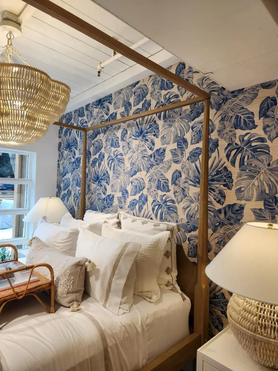 Hotel room wallcovering for chain renovation